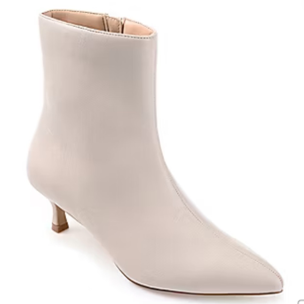 Journee Arely Kitten Heeled Booties